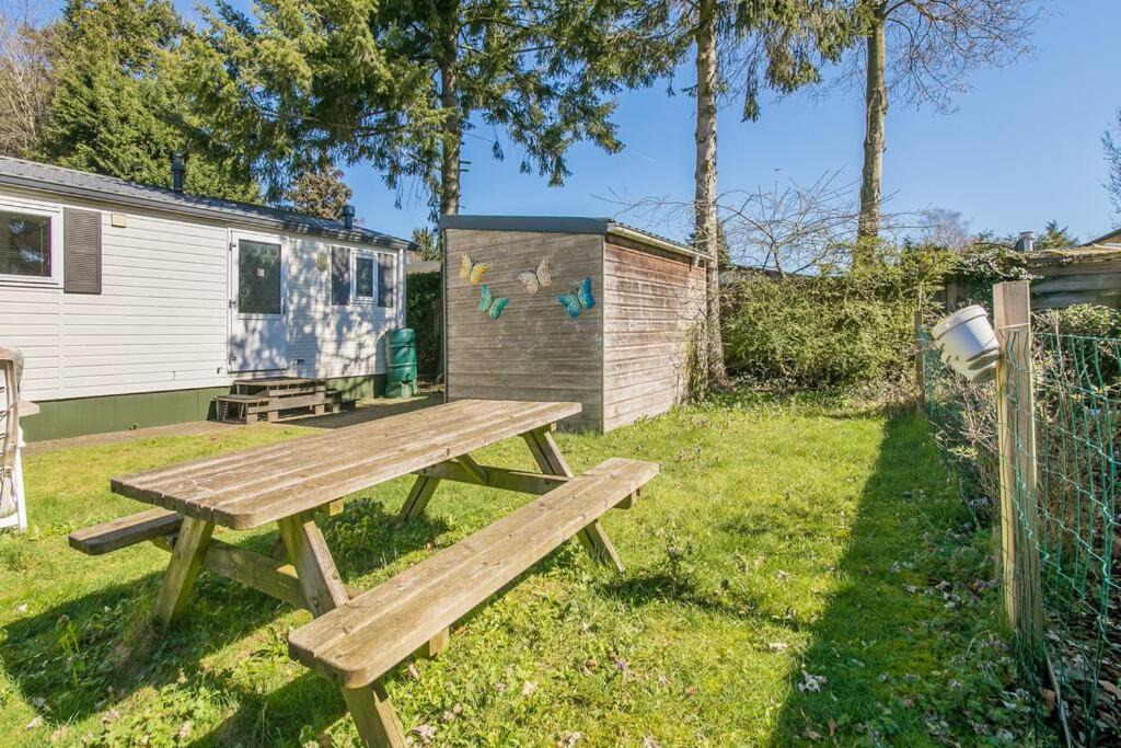 Villa 4-Pers. Chalet Met Eigen Parkeerplaats In Veluwe à Putten Extérieur photo